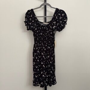 Women’s dress, Liberty Love, Size S, Color Black, white, green, NWT